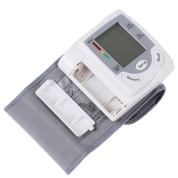 Wrist Blood Pressure Monitor, Fully Automatic Blood Pressure Measuring Device, Electronic Blood Pressure Monitor, Blood Pressure Measuring Device For Elderly People To Measure Hypertension - Image 3